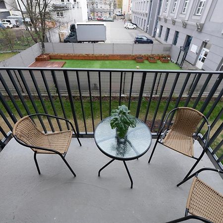 Luxury In City -3- Studio Bright & Secure Free Parking Лодзь Экстерьер фото